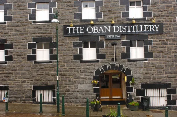 Oban Distillery, beautiful things come in small packages