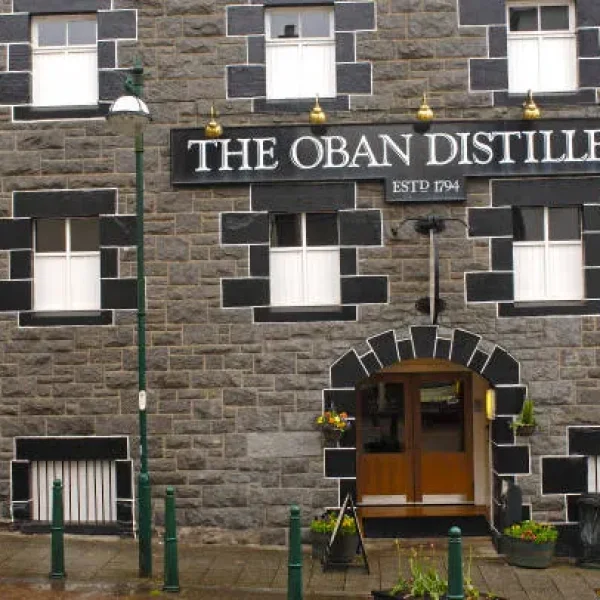 Oban Distillery, beautiful things come in small packages